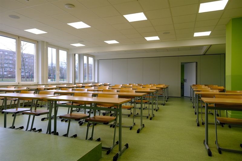 Seminar room with mobile partition