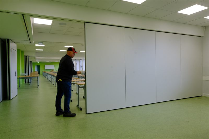 Mobile partition dividing Hall F into separate seminar rooms